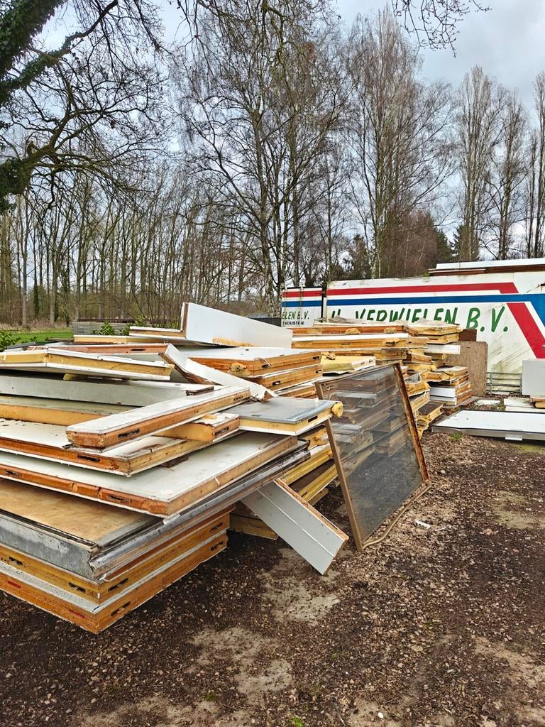 Partij koelcel panelen (metaal) + oude ijzer, Ophalen, IJzer