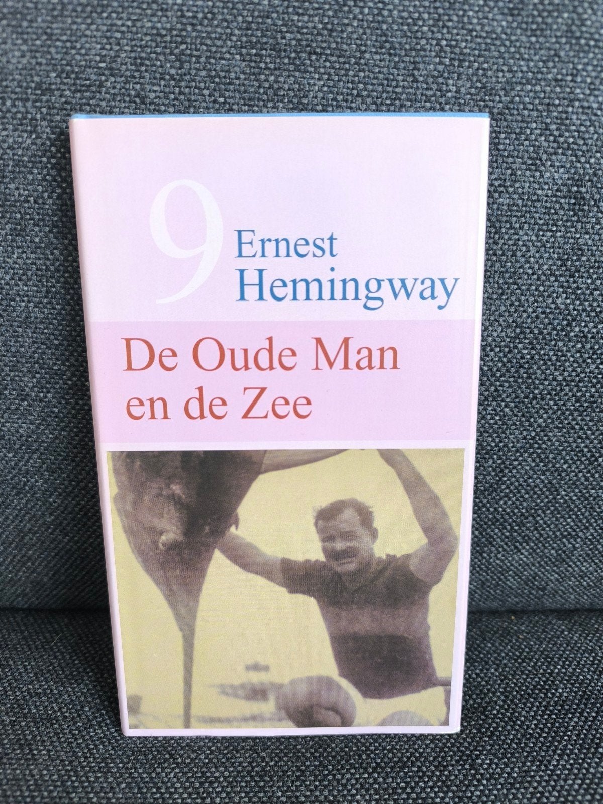 De oude man en de zee (Ernest Hemingway), Ophalen, Zo goed als nieuw, Ernest Hemingway