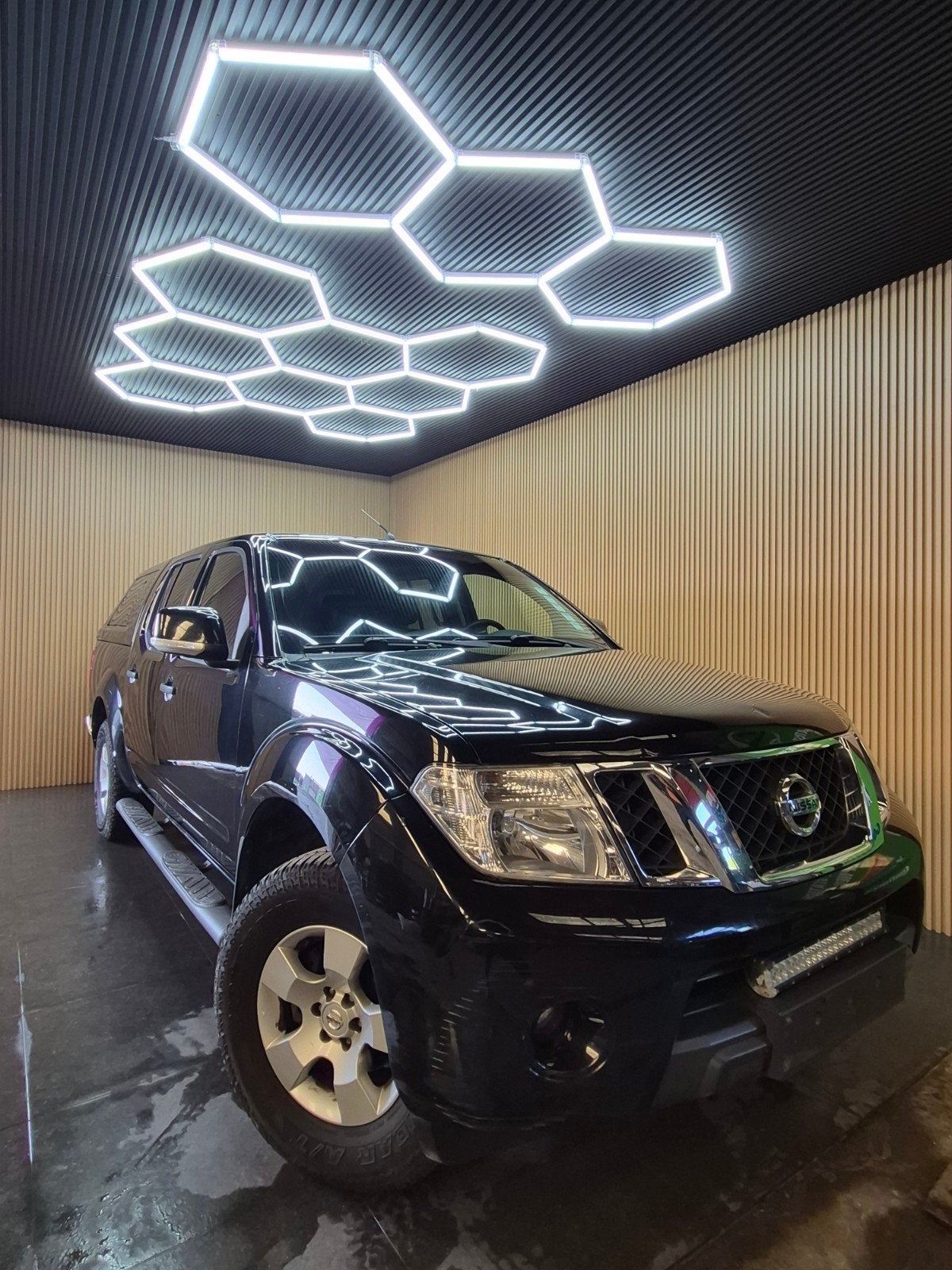 NISSAN NAVARA 2500d dubbele cabine
IN DOOS, Auto's, Nissan, 2500 cc, Stof, Zwart, Zwart