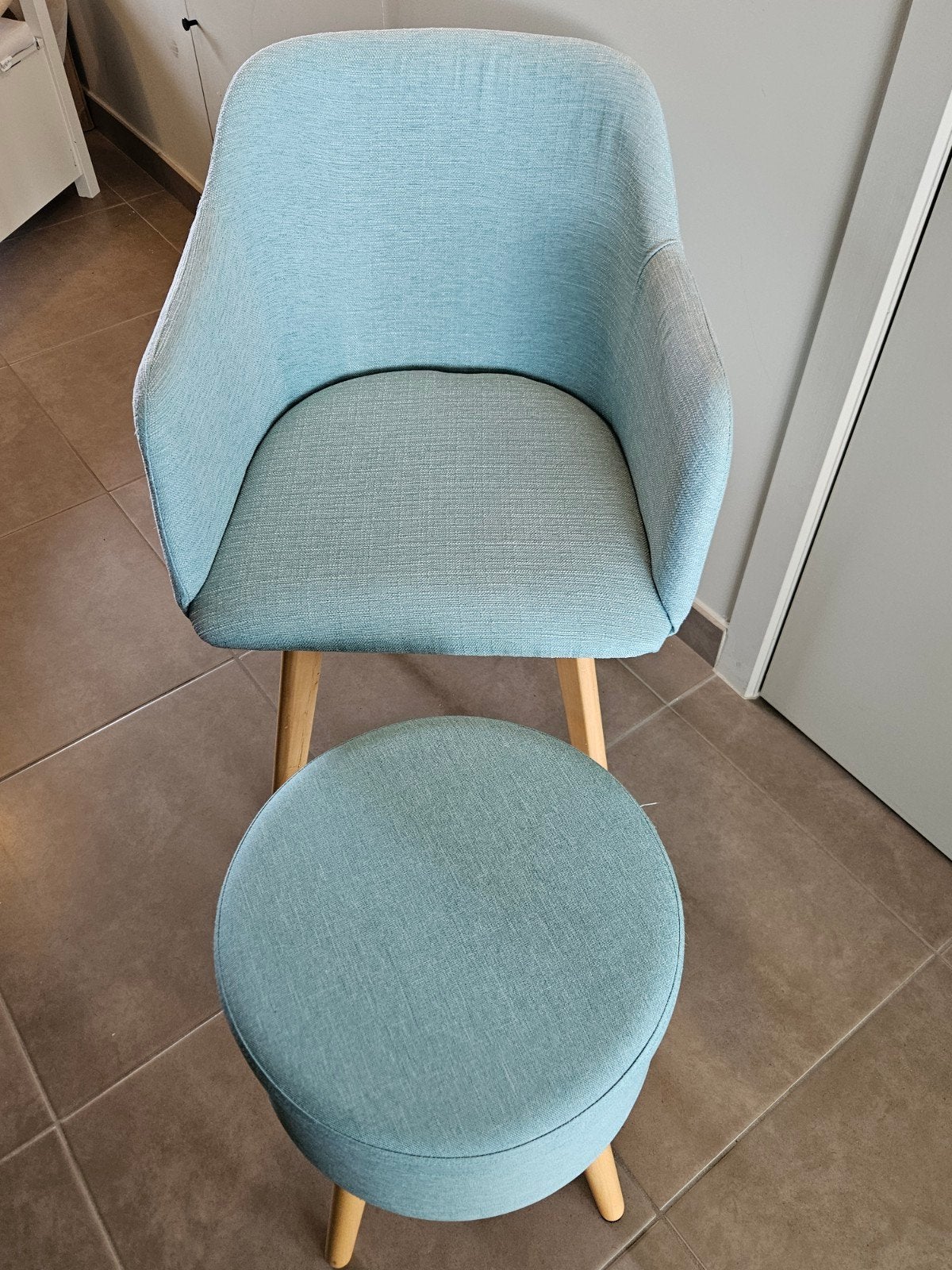 Knus zeteltje met poef, Huis en Inrichting, Stoelen, Ophalen, Blauw, Zo goed als nieuw, Eén