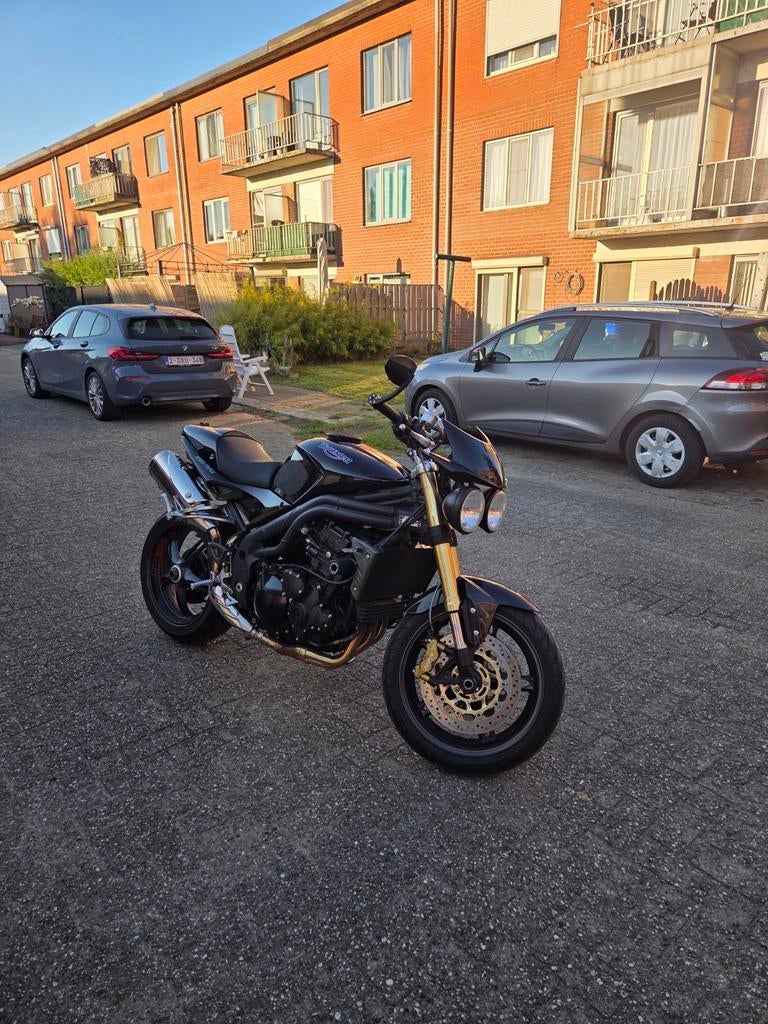 Triumph Speed Triple 1050 Bouwjaar 2006, Motoren, Particulier, Gebruikt