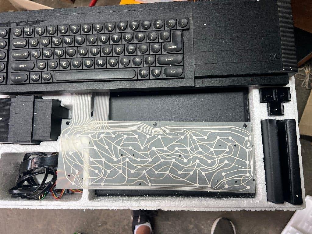 Ordinateur vintage sinclair + boîte d’origine, Informatique & Logiciels, Enlèvement ou Envoi