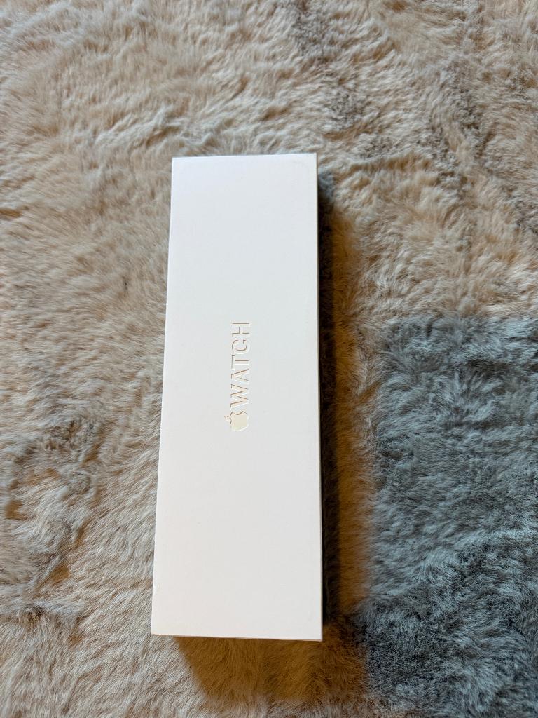 Apple watch serie 11 46mn Silver AI GPS neuf, Neuf, IOS, Enlèvement, GPS