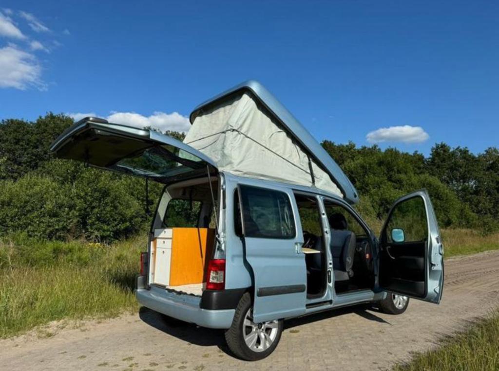 Berlingo Zoom camper 2.0hdi LEZ ok > 12/2034, Euro 2, 4 zetels, 4 cilinders, Berlingo