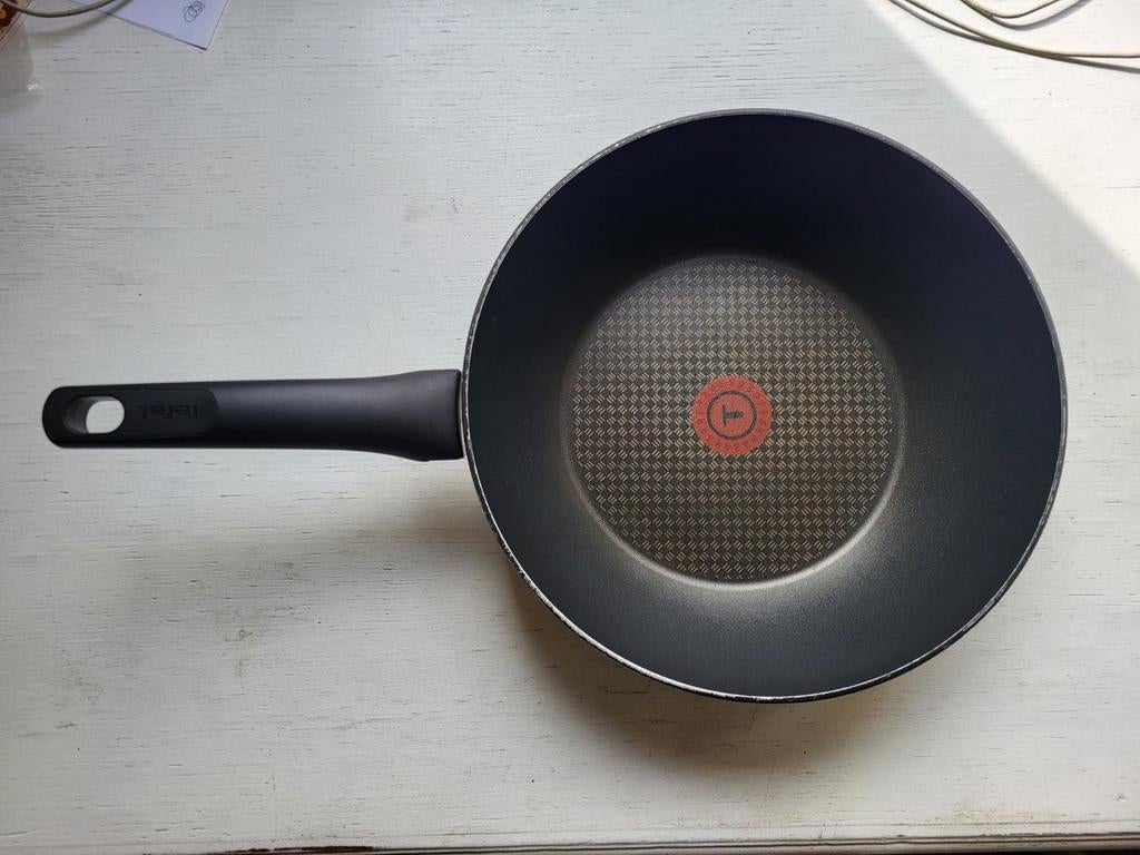 Tefal wokpan 28cm

(In goede staat), Enlèvement