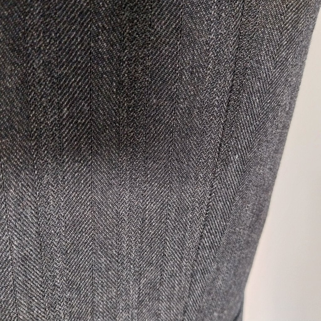 Herenbroek van ontwerper DRIES VAN NOTEN, Ophalen, Zo goed als nieuw, Maat 48/50 (M), Grijs