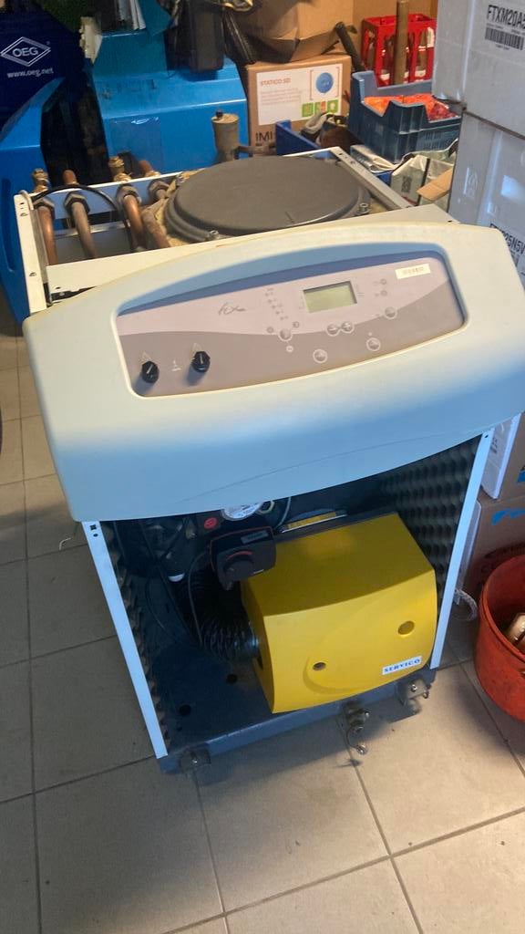 Condenserende mazoutketel 30kw junkers ( bosch), Ophalen