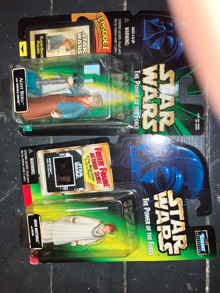 Lot deux blister star wars, Verzamelen, Automaten | Gokkasten en Fruitautomaten, Ophalen of Verzenden, Zo goed als nieuw