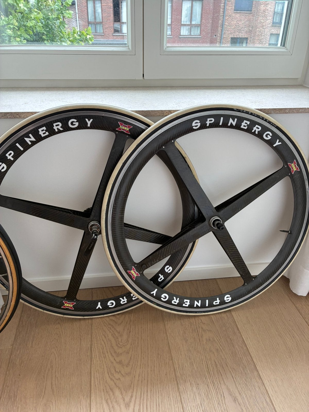 Roues Spynergie, Articles professionnels, Enlèvement