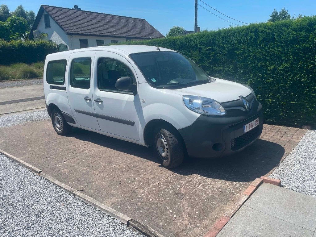 renault kangoo maxi bj 10/2020 amper 83000 km, Auto's, Voorwielaandrijving, 4 deurs, Stof, Wit