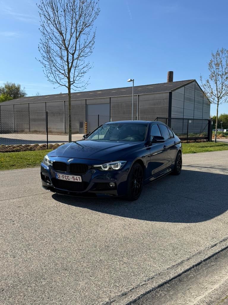 BMW F30 330i xDrive 2017, Autos, BMW, Particulier, Série 3, ABS, Caméra de recul, Air conditionné, Alarme, Apple Carplay, Bluetooth
