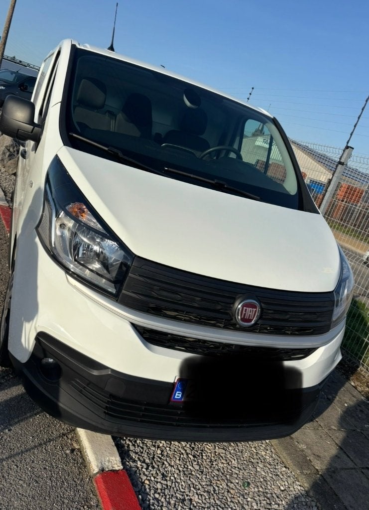 FIAT TALENTO, Autos, Achat, 3 places, Boîte manuelle, Noir