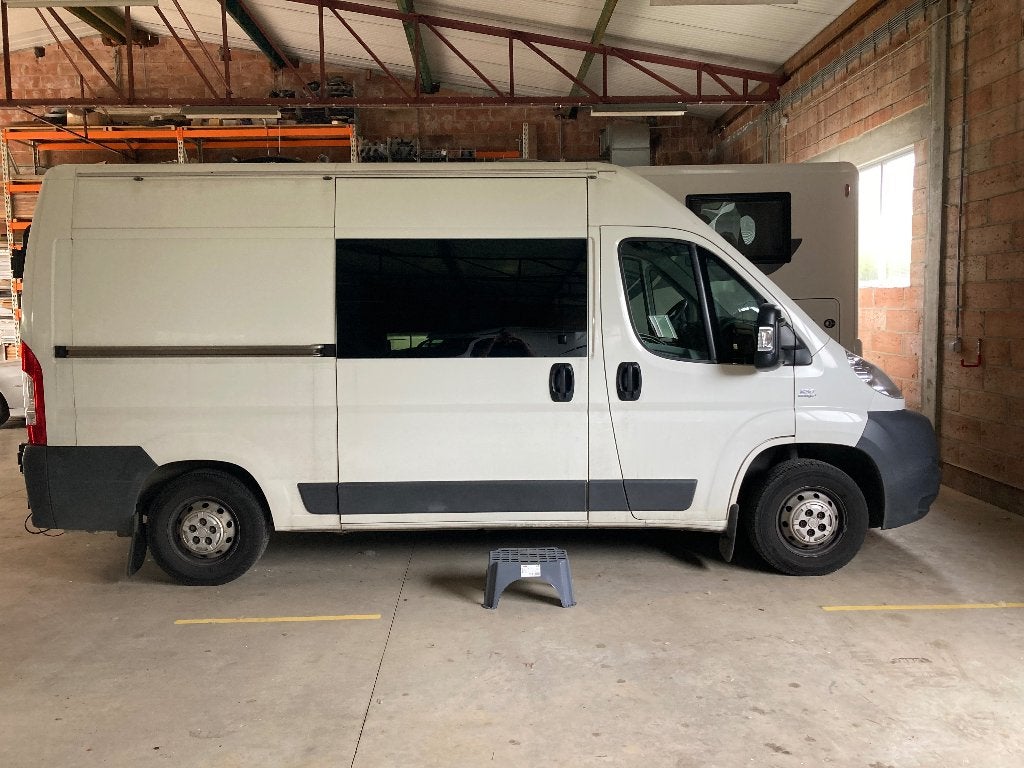 zelfbouw camper op Fiat 120 Multijet - Lengte 5,40m, Siège de train, 5 à 6 mètres, Fiat, Boîte manuelle