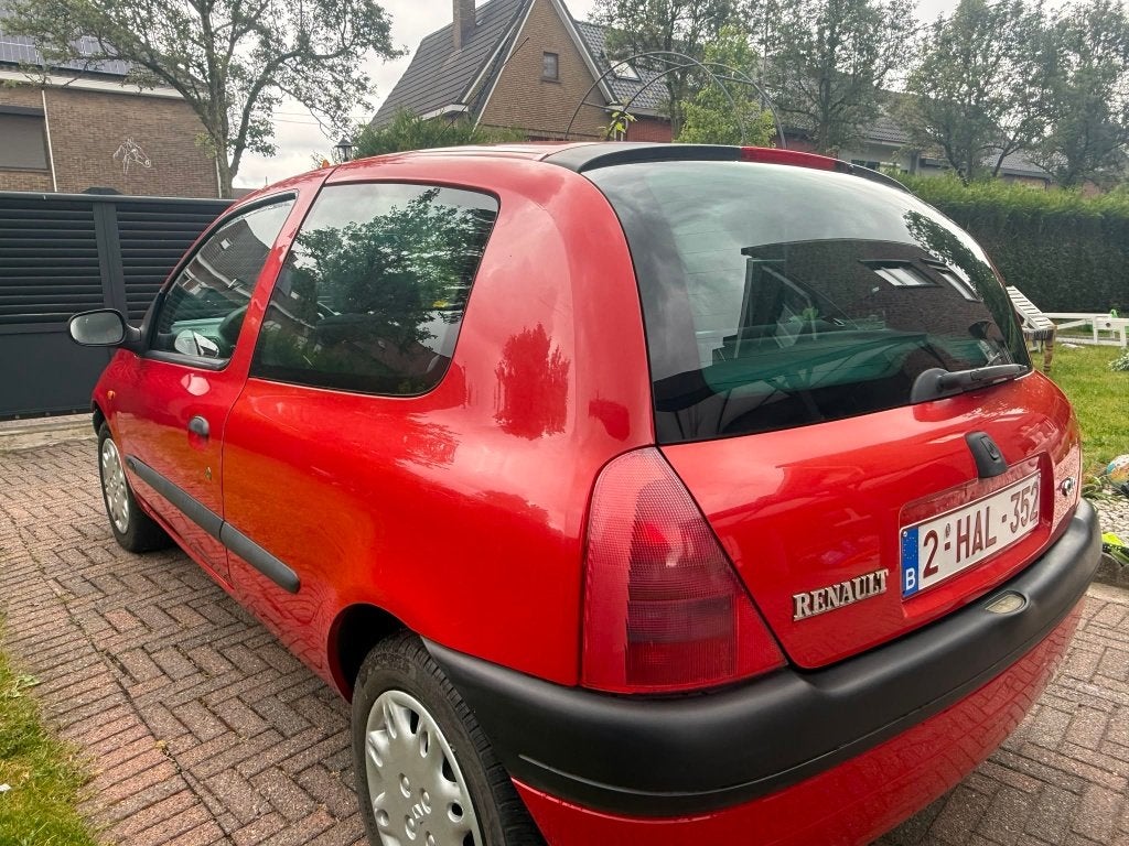 1.6 Automatik-Benzine :met keuring: 2x Sleutel, Autos, Rouge, Achat, 82 kW, Alcantara
