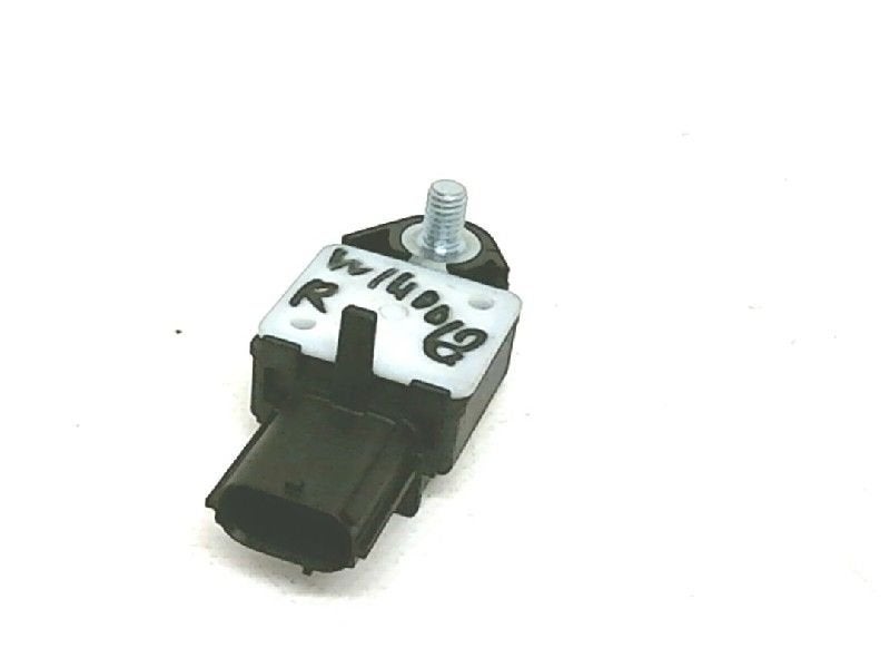 CAPTEUR AIRBAG Toyota Aygo (B10) (|8983102020|), Autos : Pièces & Accessoires, Utilisé, Toyota