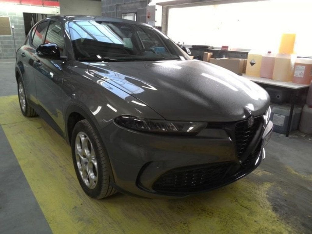 Alfa Romeo Tonale PHEV AT6e Q4 280 pk, Auto's, Automaat, Bedrijf, 5 zetels, Hybride Elektrisch/Benzine