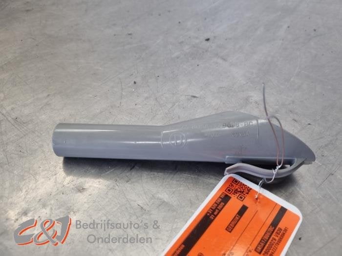 Vulpijp ad-blue tank van een Volkswagen Transporter, Gebruikt, -, Volkswagen, -