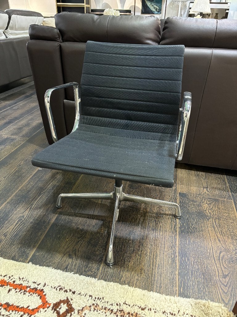 Chaise Vitra EA108 originale Charles & Ray Eames, Ophalen of Verzenden, Vitra, Vitra, Vitra