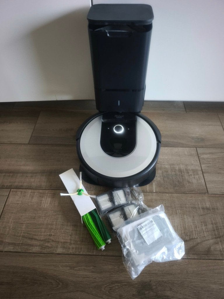 irobot roomba i7  +, IRobot, Sac à poussière, Comme neuf, Aspirateur robot