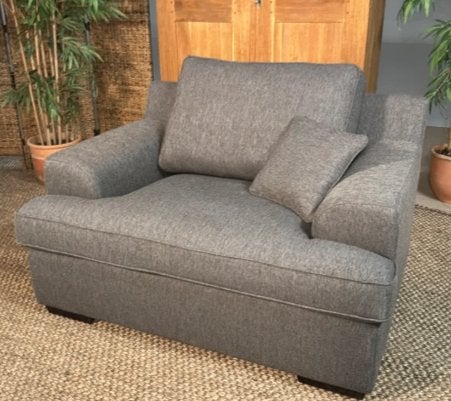 Armchair design moderne, 100 à 125 cm, Comme neuf, Enlèvement, 75 à 100 cm
