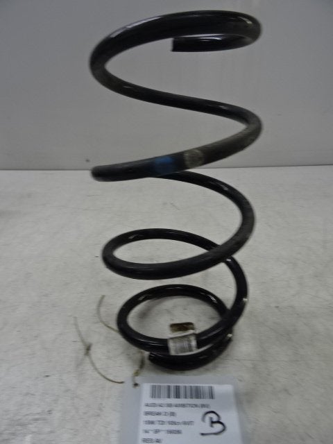 RESSORT DE SUSPENSION AVANT Audi A3 (8V1 / 8VK), Auto-Union-Straße  1,
85057  Ingolstadt, DE, Info@audi.de, Audi, Utilisé