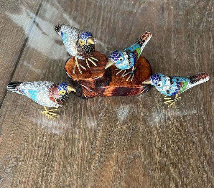 Vintage cloisonné 4 oiseaux avec support en bois, Enlèvement ou Envoi