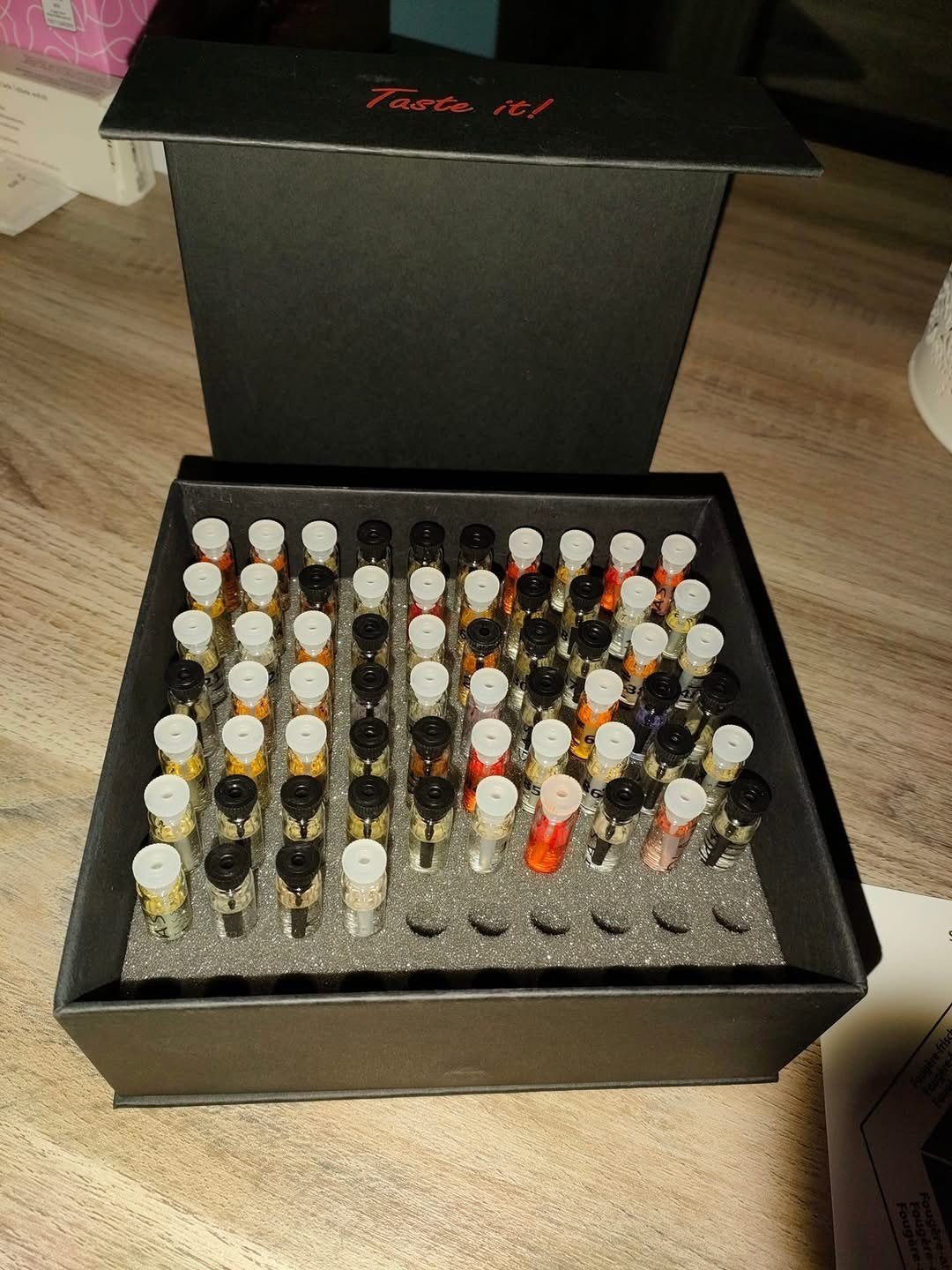 parfum stalen box, Ophalen