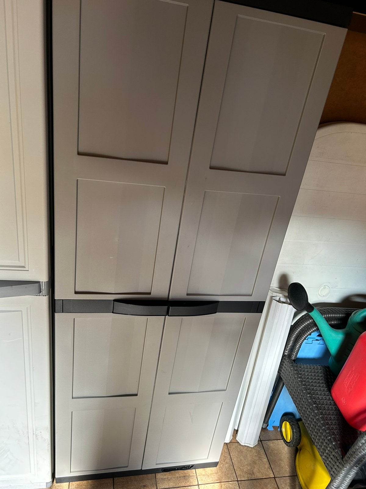 Opbergkast in kunststof, Ophalen, Kunststof, Gebruikt, 50 tot 100 cm