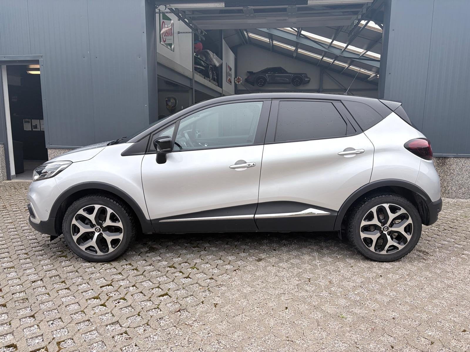 Renault Captur benzine - Slechts 58000 km, Autos, Renault, Argent ou Gris, 90 ch, Euro 6, Noir