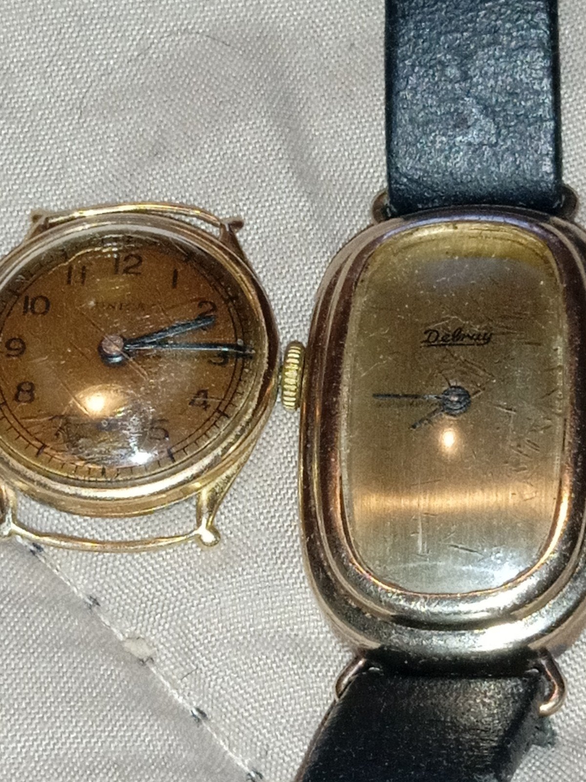 2 horloge goud particulier verkoop graag bieden, Handtassen en Accessoires, Overige Accessoires, Verzenden