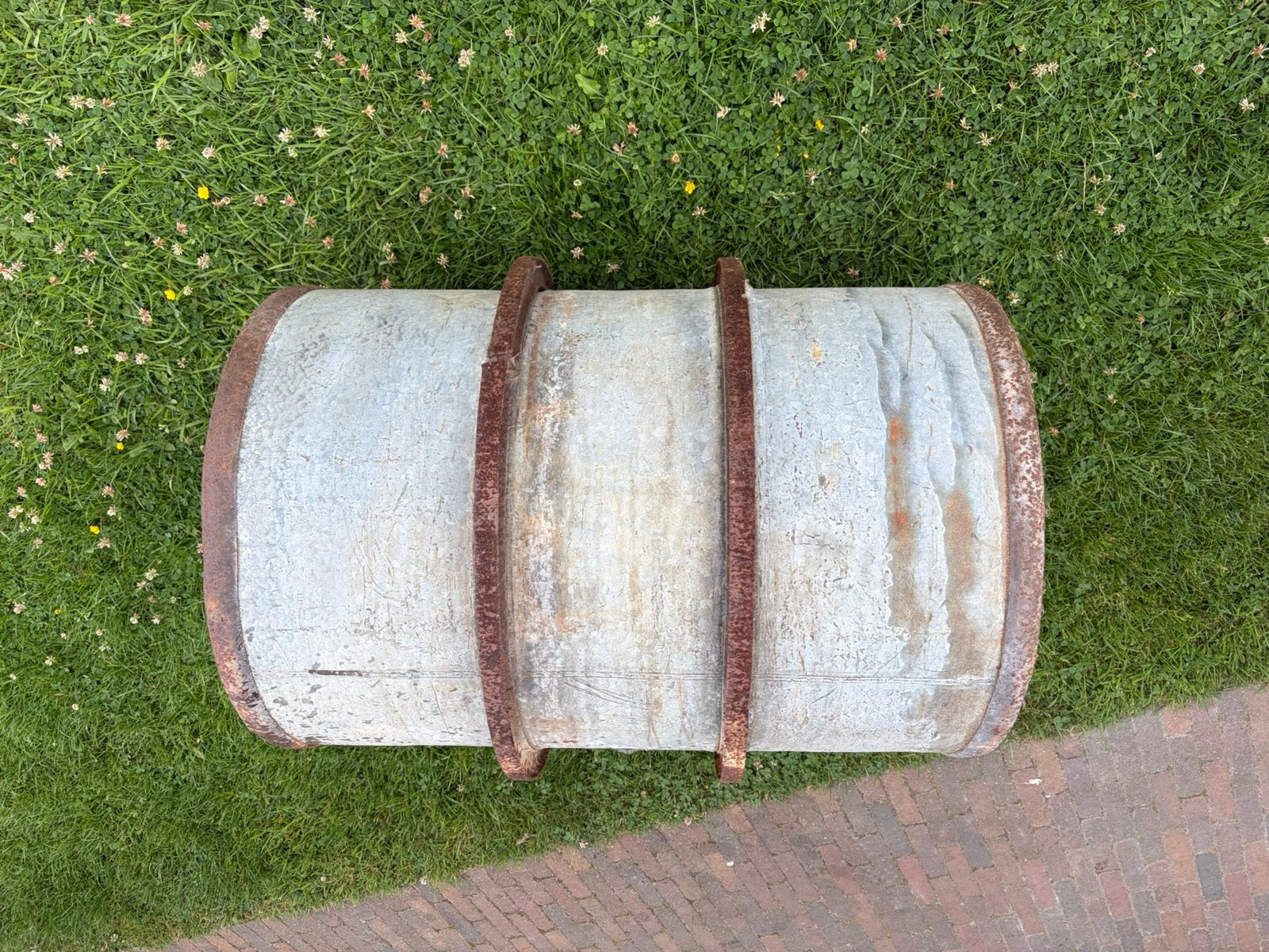 Oud benzinevat, jerrycan van 200 liter, ww2,wo2, Verzamelen, Ophalen, Landmacht, Overige typen