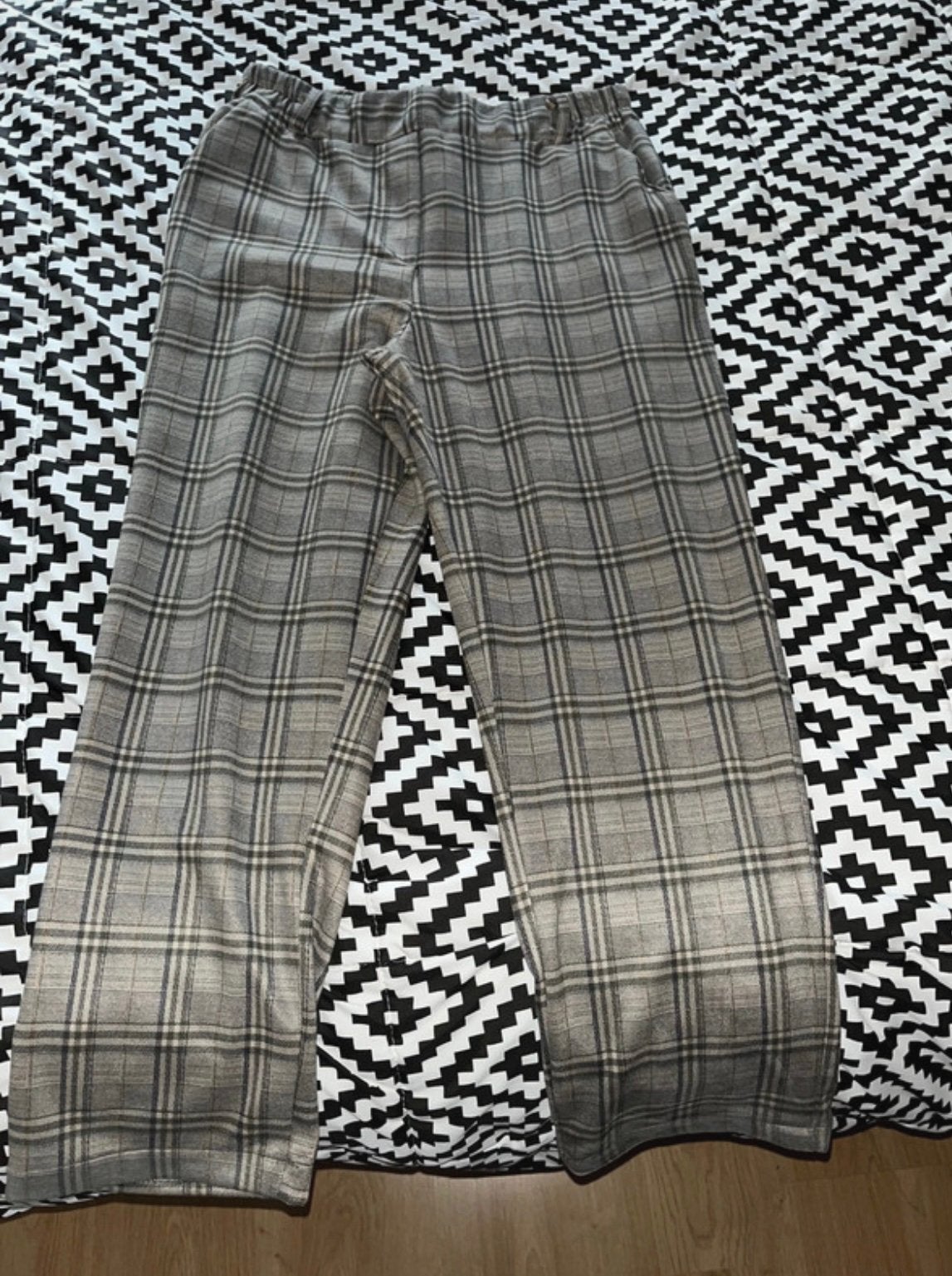 Losse broek heupbreedte 44 cm beenlengte 57 cm, Ophalen of Verzenden, Zo goed als nieuw