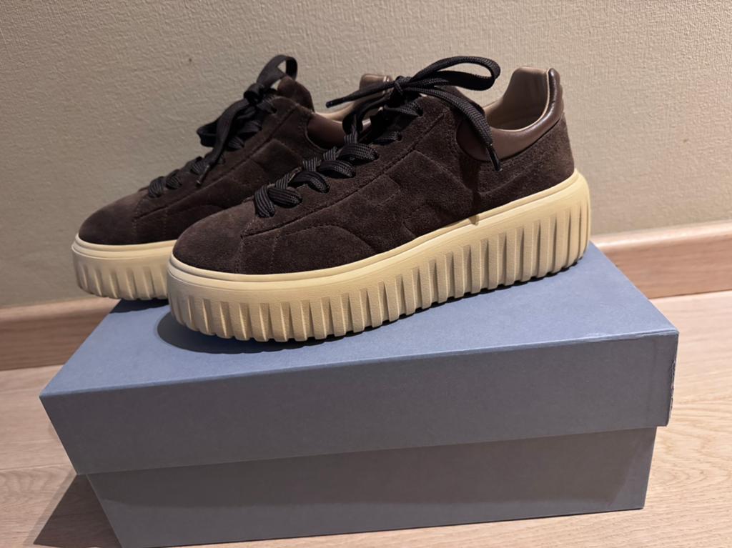 Hogan, Enlèvement ou Envoi, Sneakers et Baskets, Comme neuf, Brun