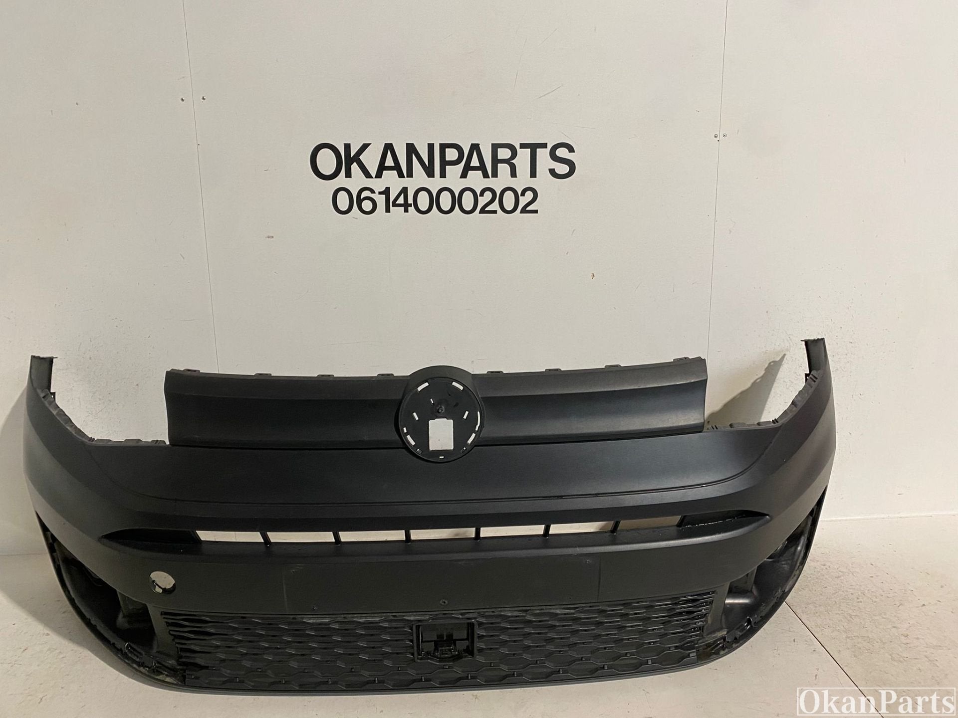 Volkswagen Caddy V voorbumper 2k7807221, Auto-onderdelen, Info@fabrikant.eu, Voor, Bumper, Fabrikantstraat 1
1000 AA  Amsterdam