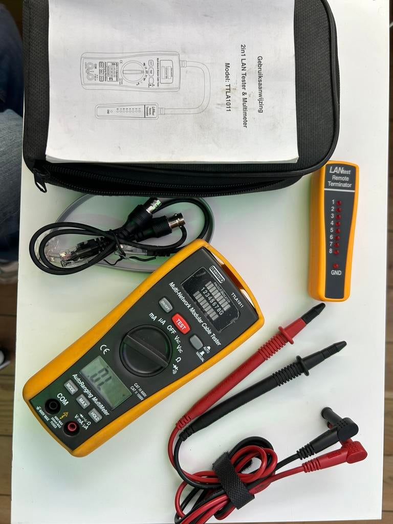 Lan tester et multimètre TTLA1011, Bricolage & Construction, Instruments de mesure, Enlèvement ou Envoi, Comme neuf, Multimètre