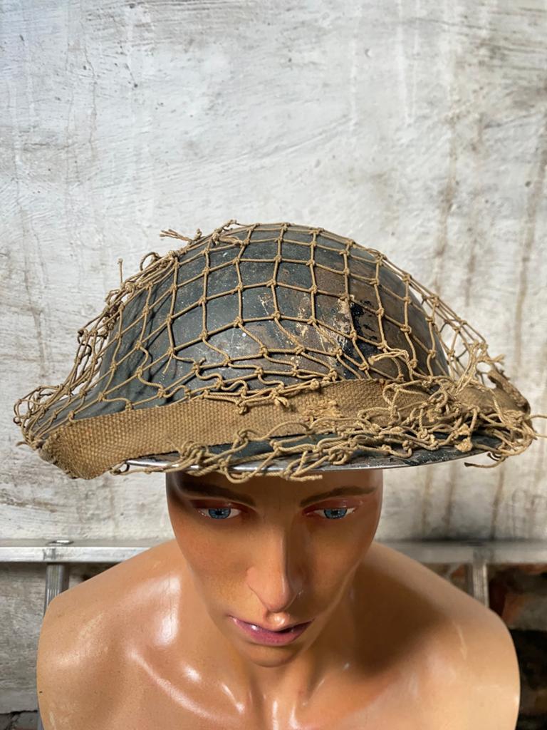 Britse helm camo ARP warden wo2, Ophalen of Verzenden