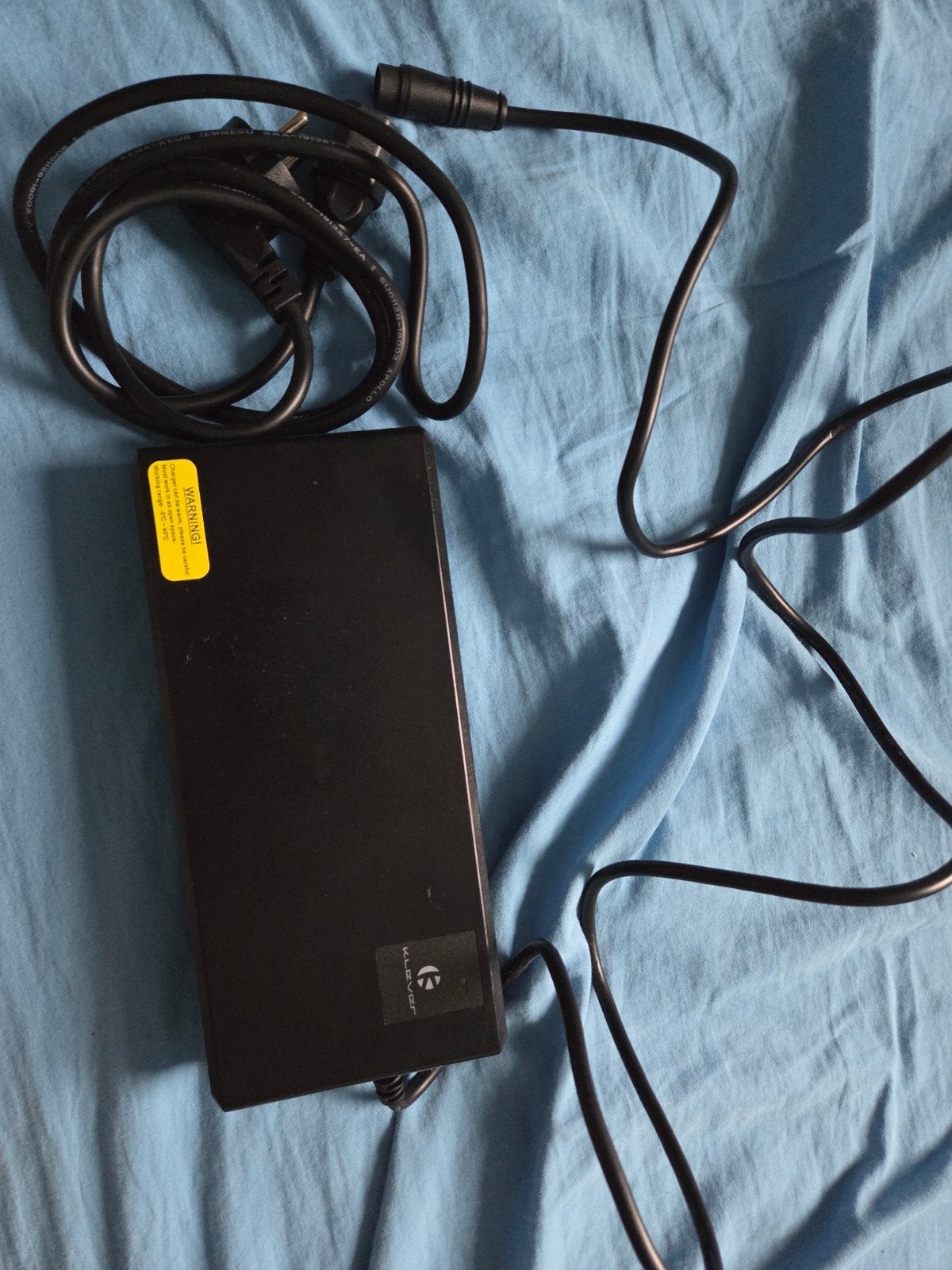 Chargeur Klever 6A, Vélos & Vélomoteurs, Enlèvement