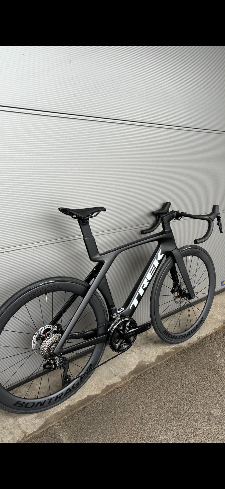 Trek madone sl6, Vélos & Vélomoteurs, Vélos | Vélos de course, Enlèvement ou Envoi, Comme neuf