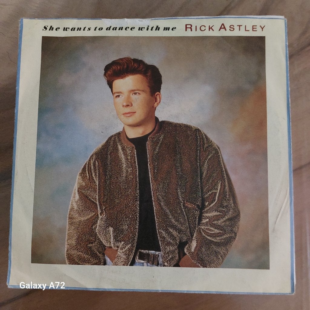 rick astley she wants to dance with me, Gebruikt, 7 inch, Ophalen of Verzenden, Pop