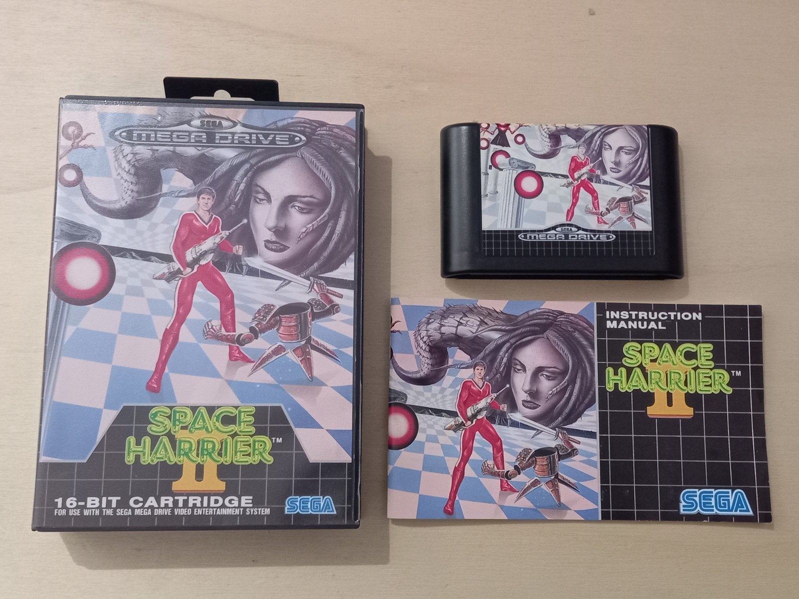 SEGA Mega Drive - Space Harrier II complet, Enlèvement ou Envoi, 1 joueur, À partir de 7 ans, Aventure et Action