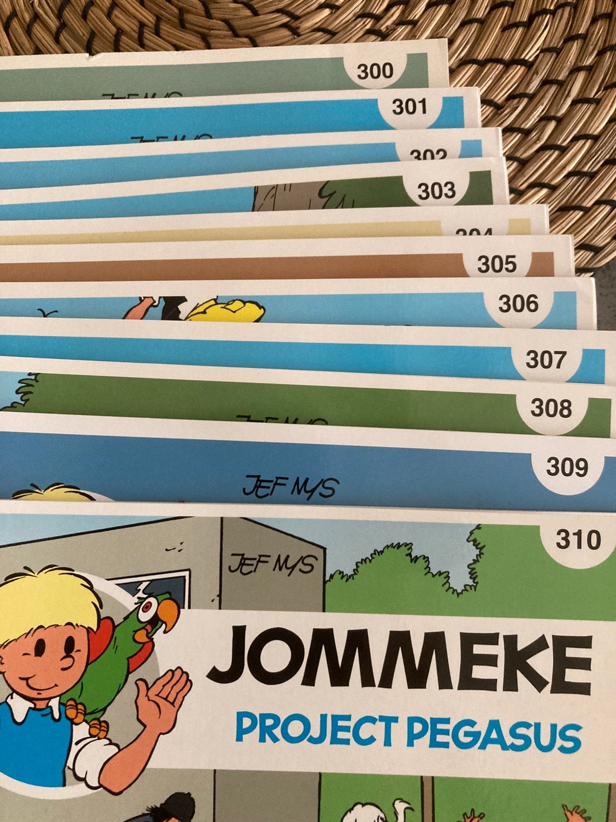 Strips Jommeke, Boeken, Stripverhalen, Meerdere stripboeken, Ophalen, Zo goed als nieuw