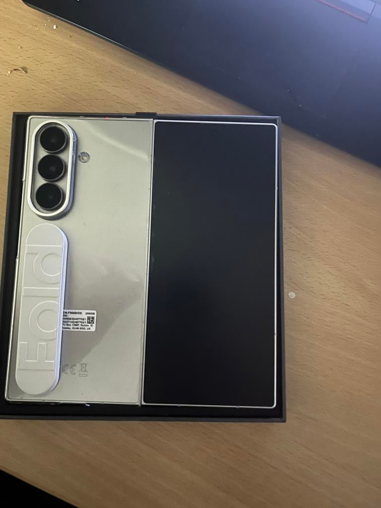 Samsung fold 7, Télécoms, 256 GB, Enlèvement, Comme neuf