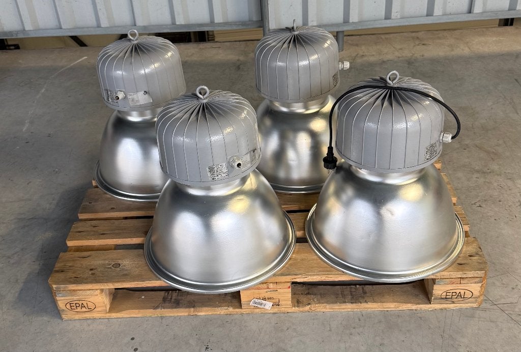 4 x Fabriekslamp fabrieks lamp industrielamp industrie lamp, Huis en Inrichting, Ophalen, Zo goed als nieuw, Industrie lamp