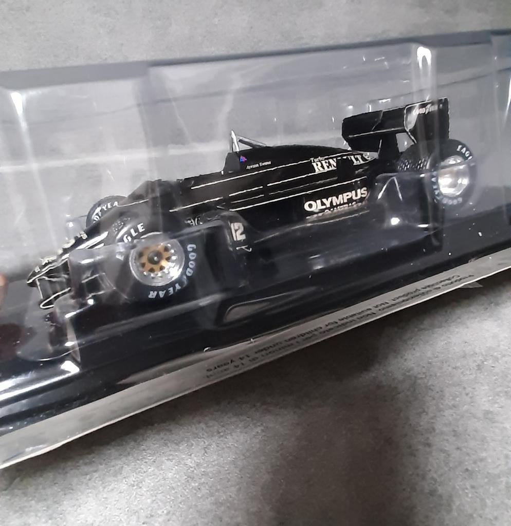 1:24/Ayrton Senna/ Lotus97T/1985, Enlèvement ou Envoi, Neuf, Voiture, Autres marques