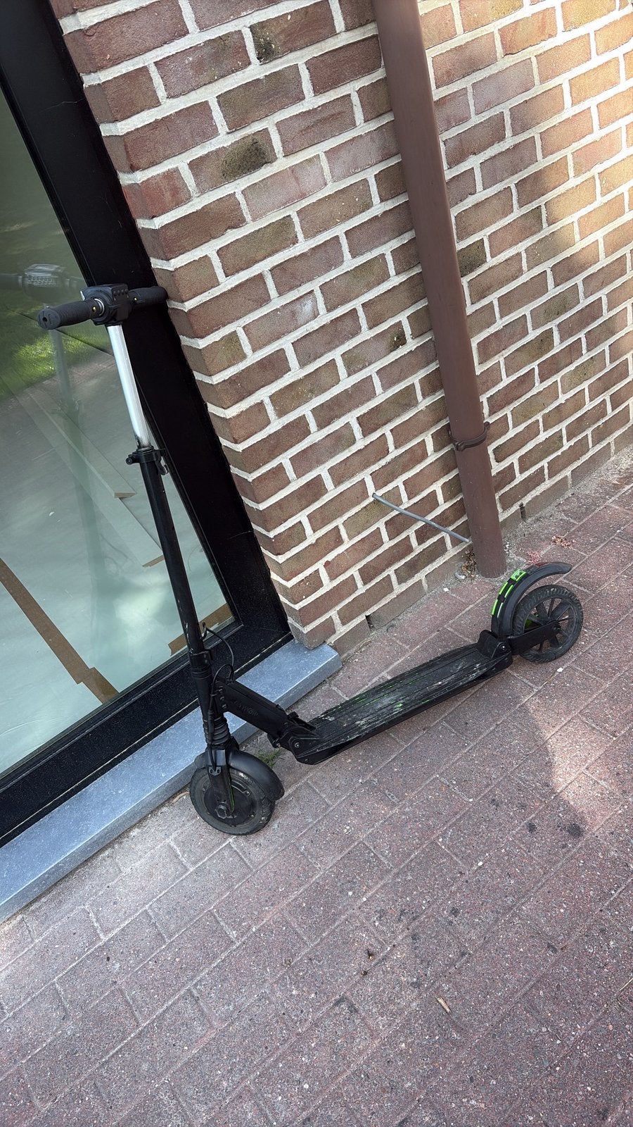 Trottinettes électriques a vendre au olus vite, Vélos & Vélomoteurs, Trottinettes, Enlèvement ou Envoi, Comme neuf