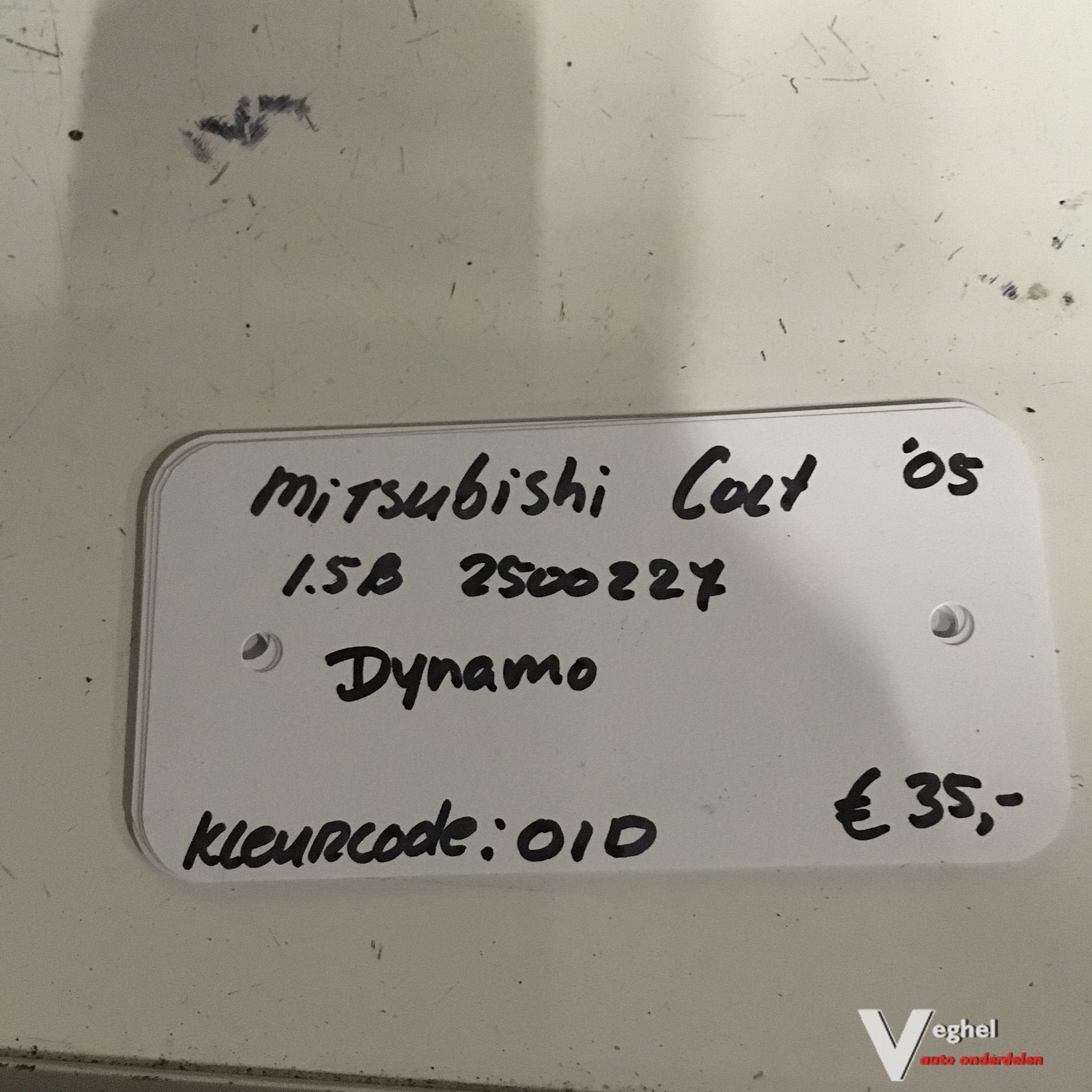 Mitsubishi Colt 1.5B kleurcode: 01D 2005 2500227 Dynamo A5TG, -, Utilisé, -, -