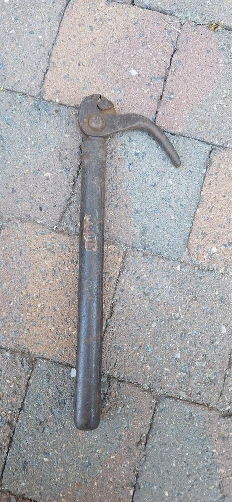 Engelse tool, Ophalen