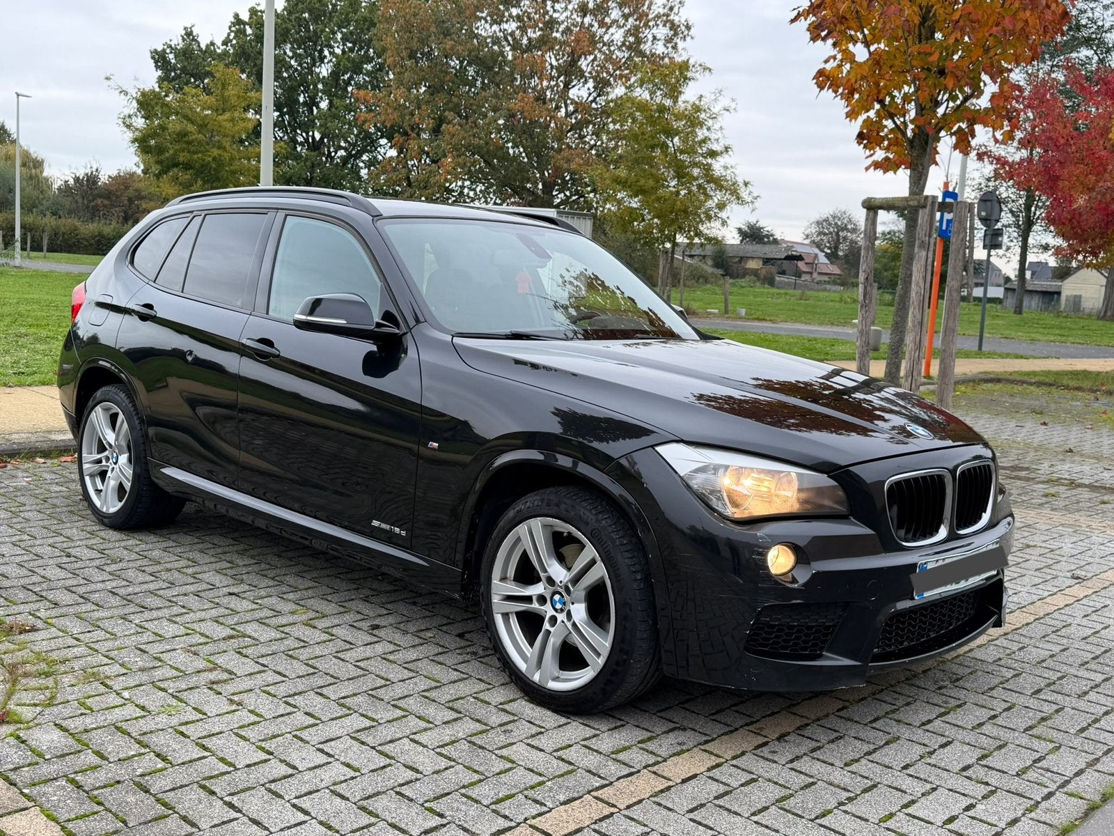 BMW X1 2.0 d sDrive16 Modèle FaceLift * M !, X1, Achat, Attache-remorque, Entreprise
