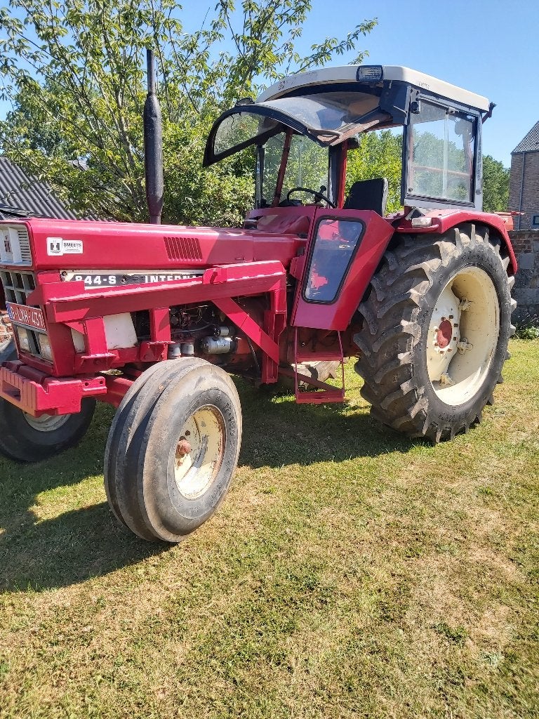 A vendre tracteur international, Enlèvement