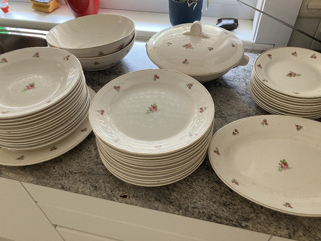 Borden vintage bloemetjes, Huis en Inrichting, Keuken | Servies, Ophalen, Vintage, Bord(en)